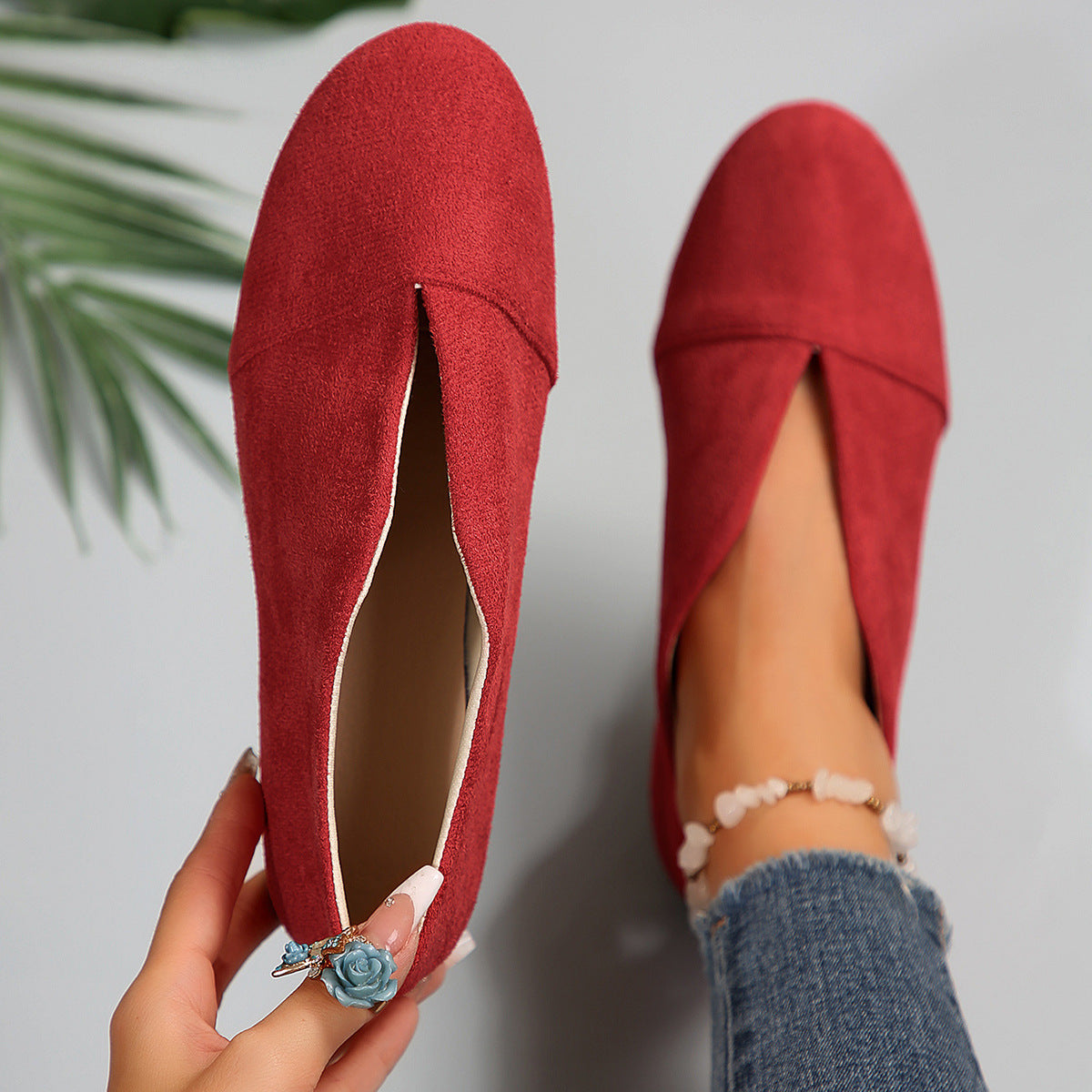 Last Day Sale 50% OFF🔥Women's Vintage Elegant Solid Color Toe Low-Top Sneakers - Slip- Soft Shoe Suitable for All-Season Casual