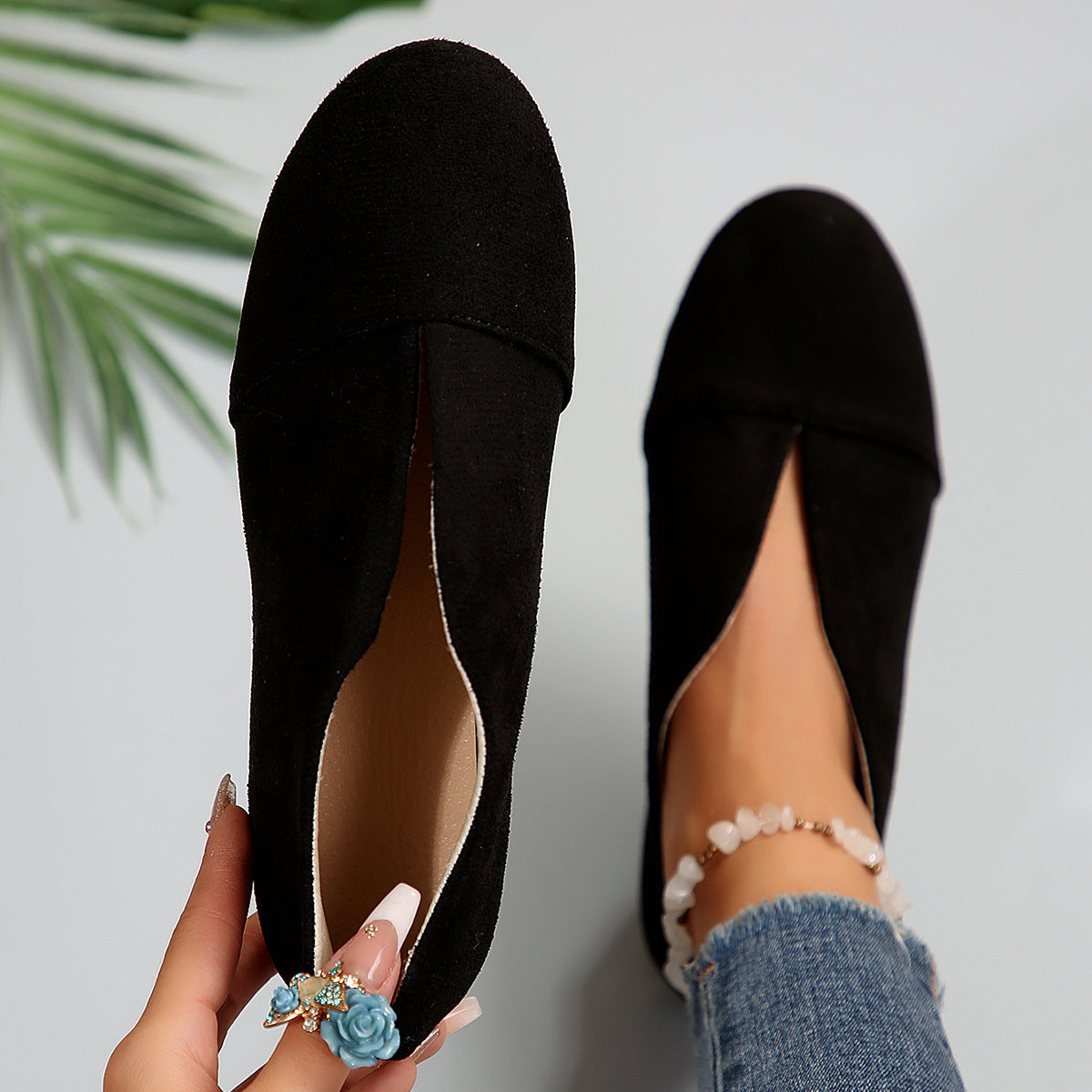 Last Day Sale 50% OFF🔥Women's Vintage Elegant Solid Color Toe Low-Top Sneakers - Slip- Soft Shoe Suitable for All-Season Casual